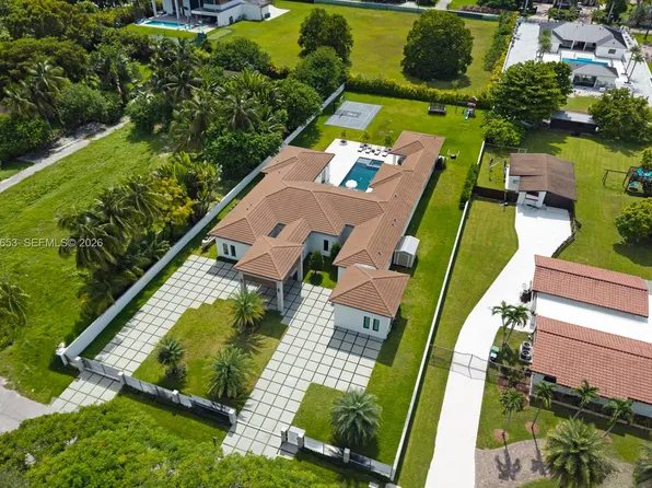 80 NW 129th Ave, Miami, FL 33182