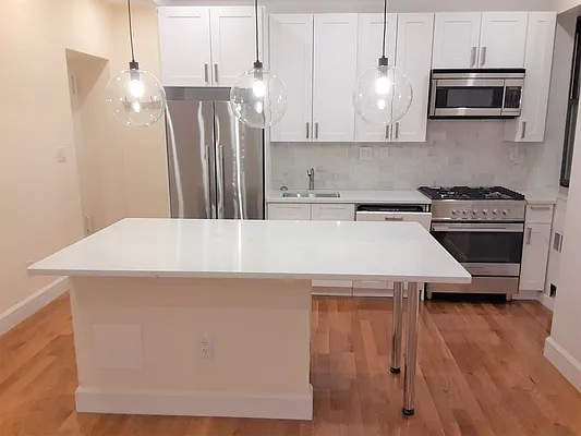 Rented by Corcoran | media 16