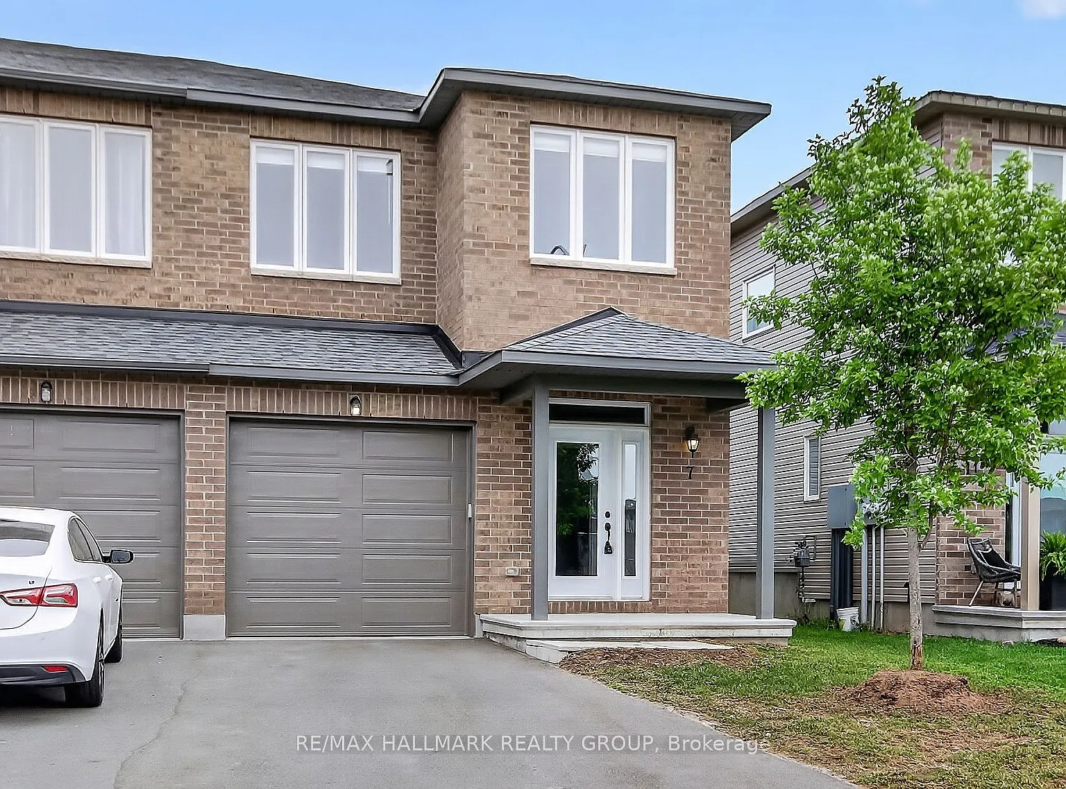 3 bed, $2,700 — Photo 1