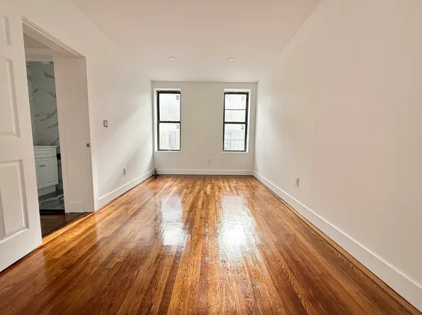 60 Clarkson Avenue image 1 of 8