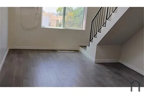 2505 Hancock St #208 Photo 1