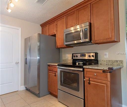 3rd image of 1773 Greenlea Dr