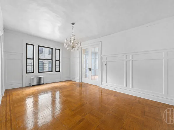 47 Fort Washington Avenue image 1 of 11