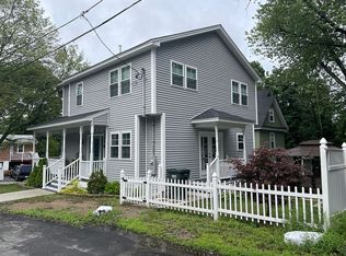 27 Endicott St, Lawrence, MA 01841