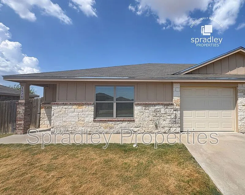 1528 Kal Ct
