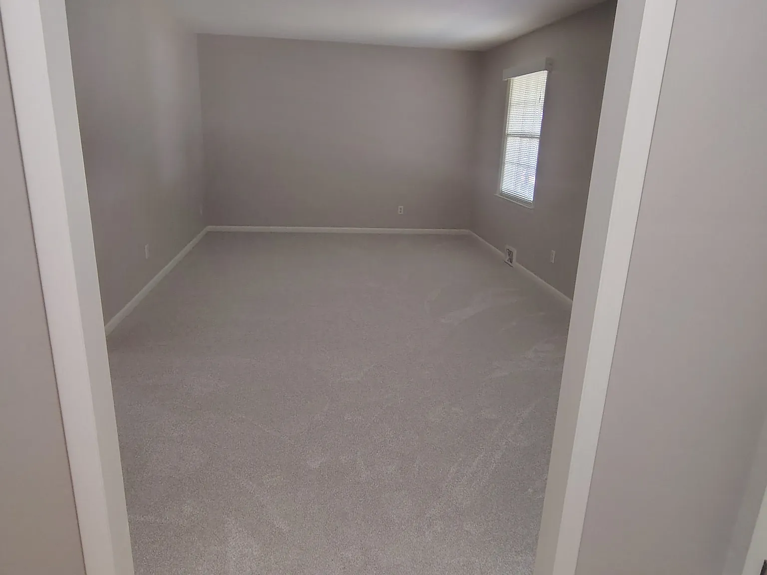 434 Shady Ln — Photo 4