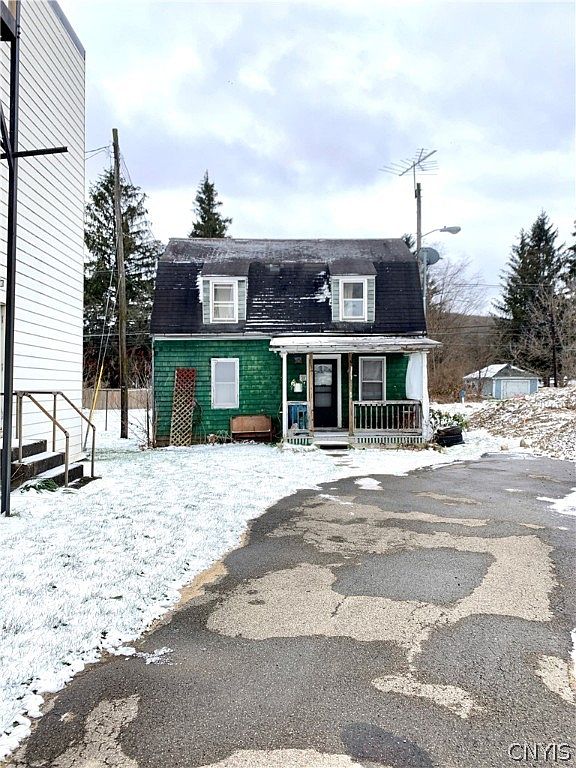 32 W Main St, Friendship, NY 14739 Zillow