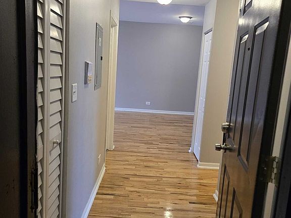 2nd image of 6125 S Indiana Ave #6127-3W
