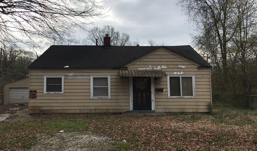 1st image of 1324 Barron Cir E