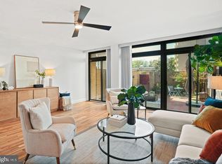 1239 4th St SW, Washington, DC 20024