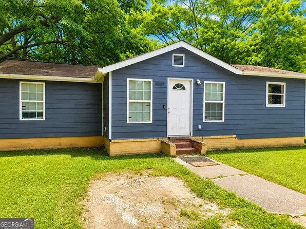 103 Akins St, Carrollton, GA 30117