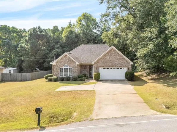 2421 Ben Brown Rd, Valley, AL 36854