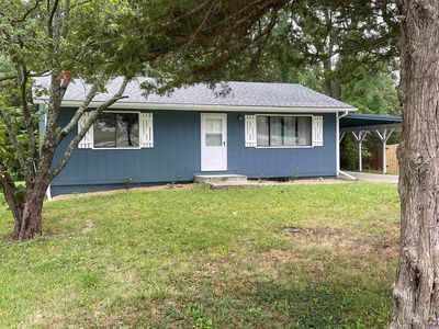 420 W 14th St, Auburn, KS, 66402