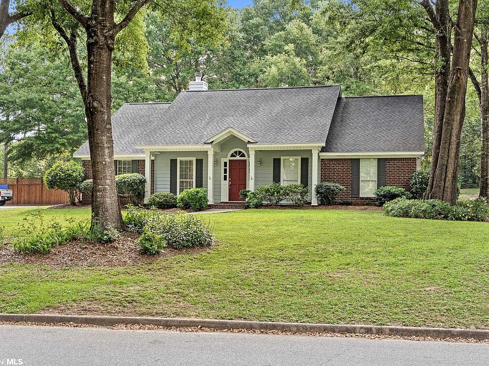 1st image of 31008 Wakefield Dr