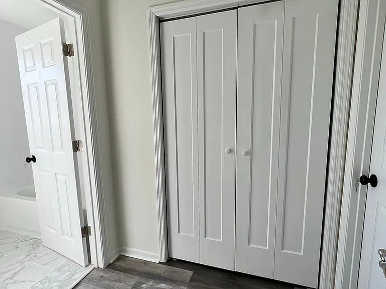 802 Aubrey Ave — Photo 13