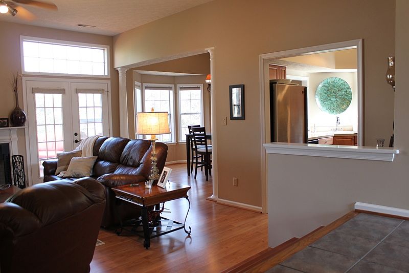 1st image of 600 Parchment Blvd