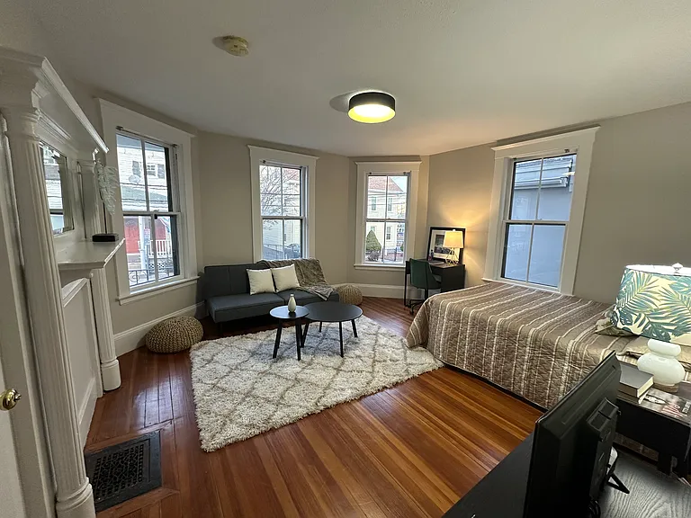 52 Bonair St #1A — Photo 16