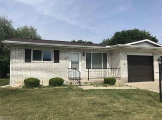 28527 Dino Cir #87, Chesterfield, MI 48047