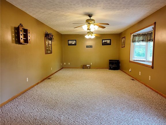 3rd image of 57726 Armstrong Centerville Rd
