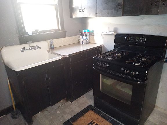 5th image of 19711 Coventry Ave #2