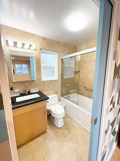 2660 Mission Blvd #3 — Photo 15