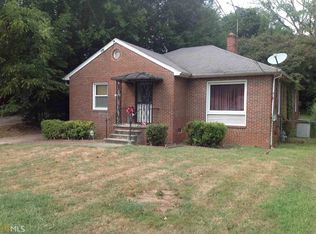 1825 W Lyle Ave, College Park, GA 30337