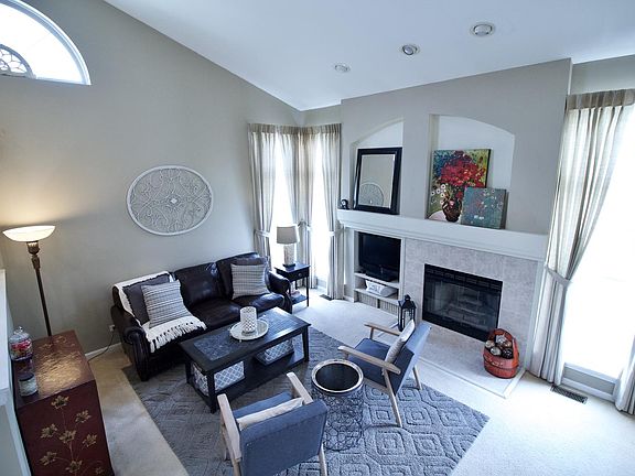 4th image of 6 Birkdale Ct