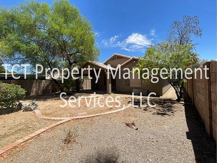 3922 E Agave Rd — Photo 12
