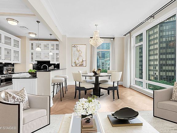 3rd image of 15 Central Park W APT 7H