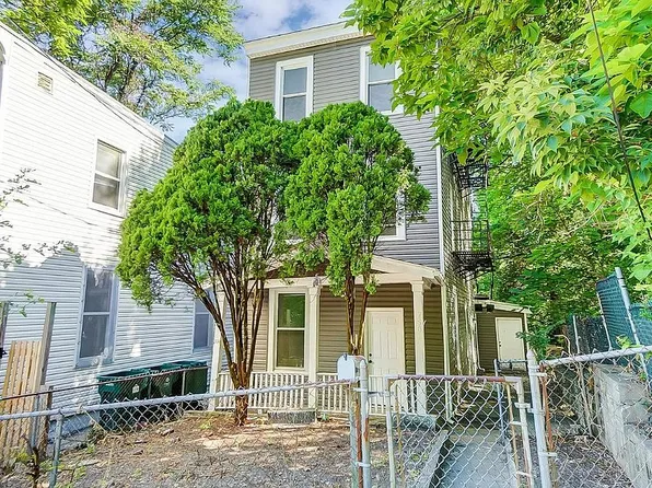 758 Straight St, Cincinnati, OH 45214