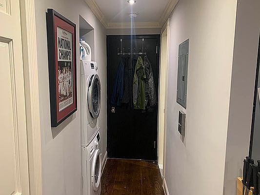 4th image of 184 E 7th St APT 16