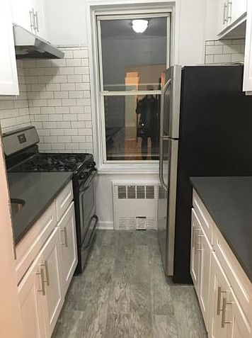 1st image of 4011 Kings Hwy APT 1C