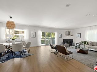 11606 Chenault St APT 101, Los Angeles, CA 90049