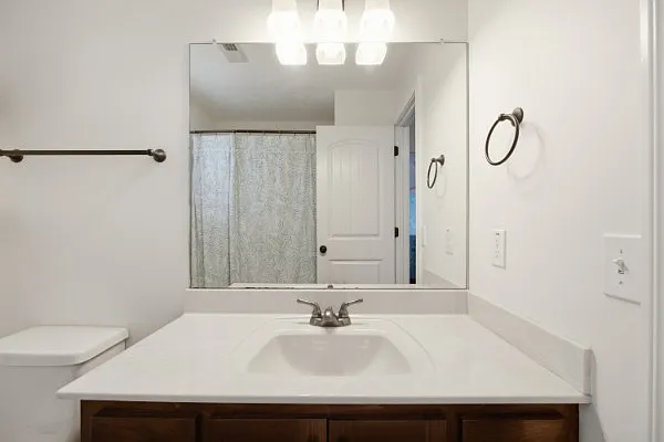 1060 Henry Place Blvd — Photo 12