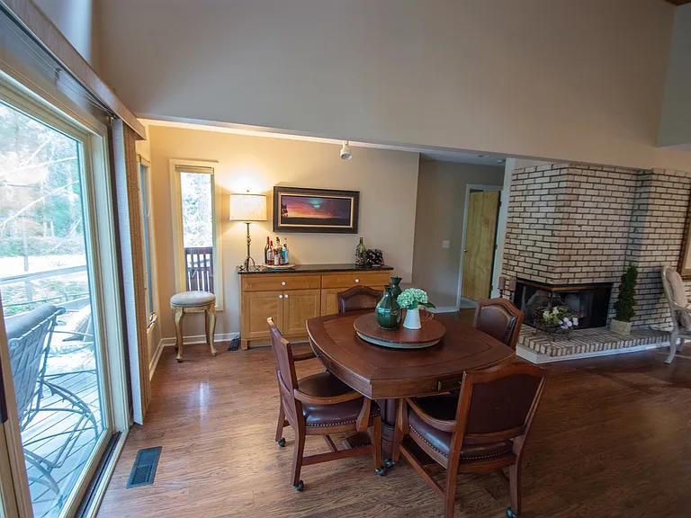 20 Pine Lake Dr — Photo 16