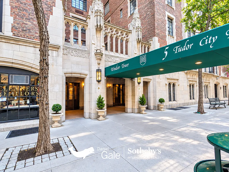 5 Tudor City Pl #2106