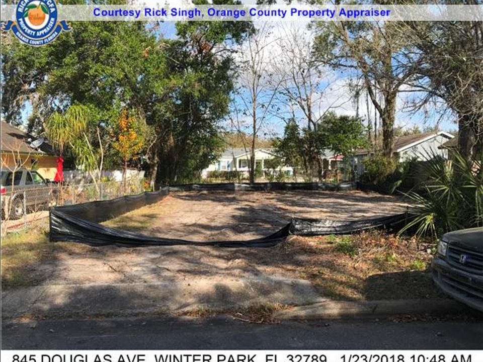 1st image of 845 Douglas Ave