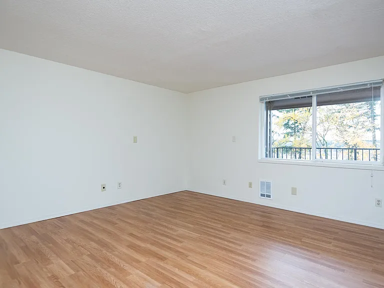 Caldera at Sunnybrook | The Landing Living Room