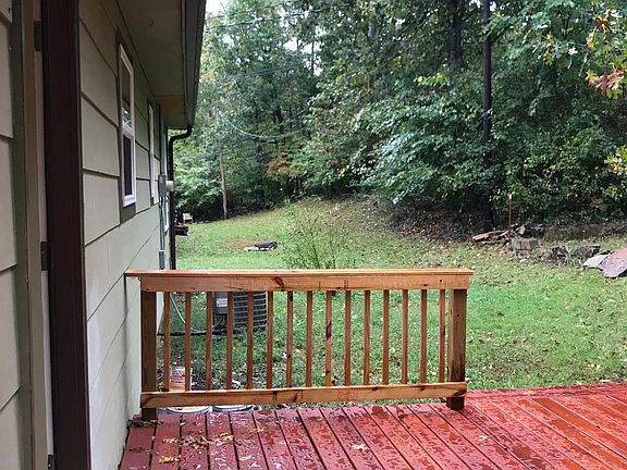 5th image of 533 W Whillock St