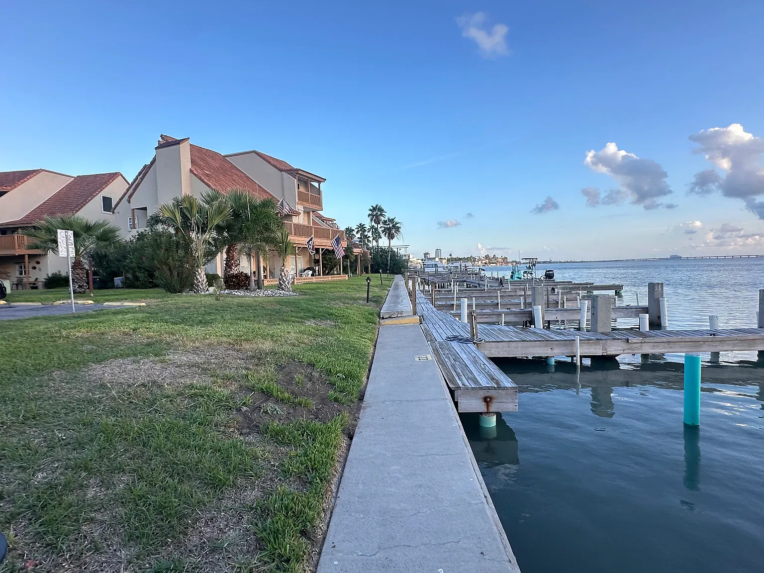 2 bed, 1187 sqft, $2,500 — Photo 1