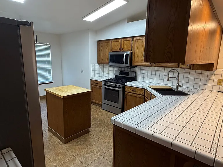 5933 W Iris Ct — Photo 12