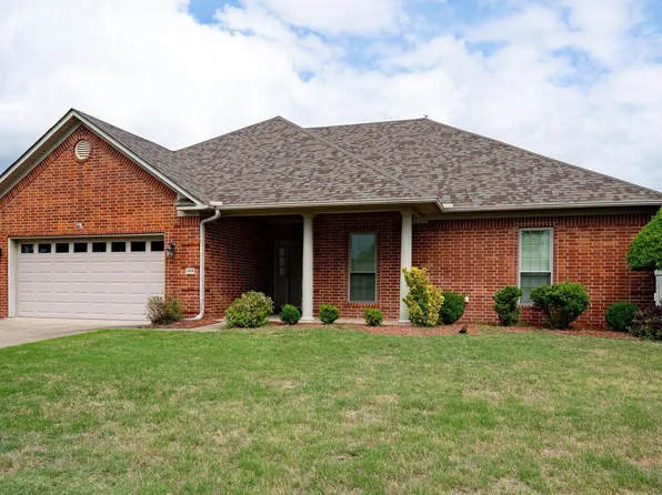 1320 Crosspoint Rd, Conway, AR 72034