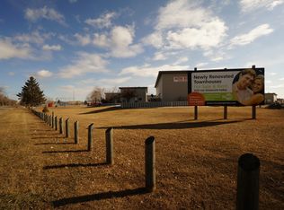 305 5th St, Wainwright, AB T9W 1A5