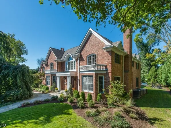 43 Fairfield Dr, Millburn Twp., NJ 07078
