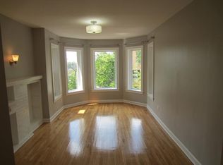 6643 S Maryland Ave APT 3, Chicago, IL 60637