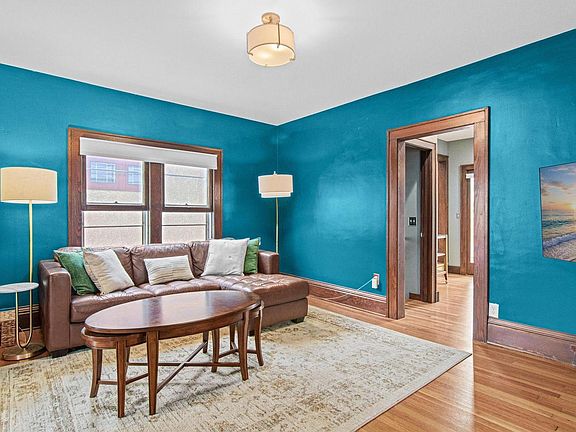 4th image of 4007 41st Ave S
