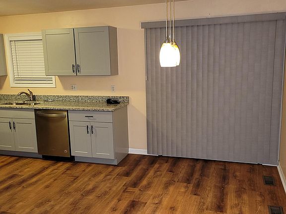 3rd image of 57 Chambord Dr