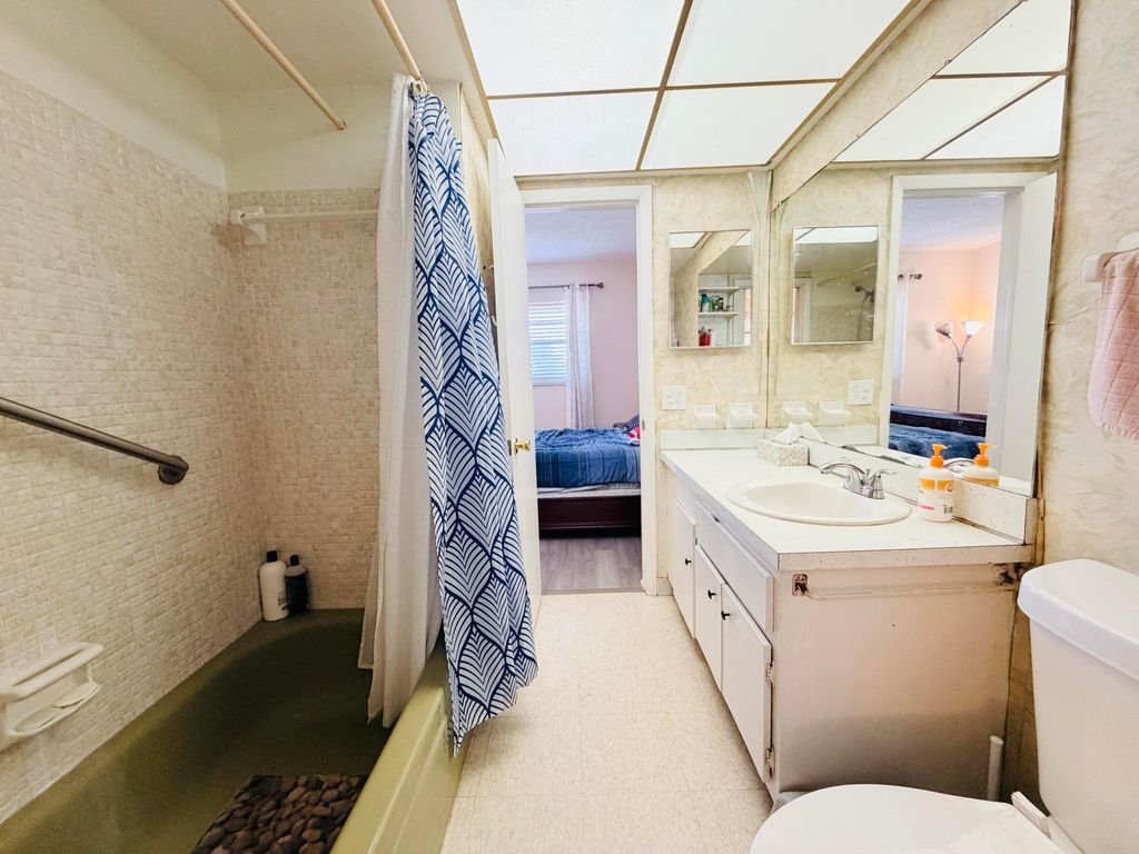2851 E GOLF Boulevard #206, photo 5