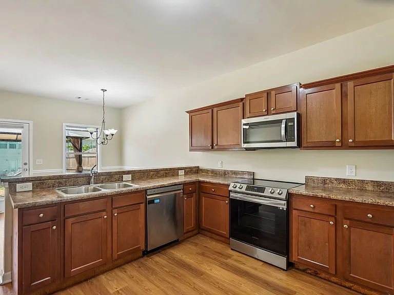 103 Highland Pointe Cir E — Photo 12