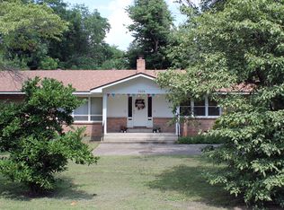 1425 NW 105th St, Clive, IA 50325